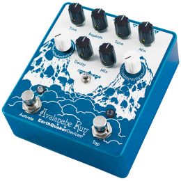 Earthquaker devices Avalanche RUN V2