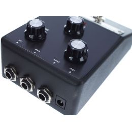 Moog MiniFooger Ring Pedal de efecto moog_minifooger-ring-imagen-2-thumb