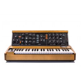 Moog Minimoog Model D 2016