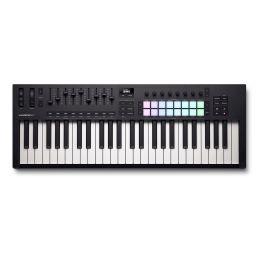 novation_launchkey-49-mk4-imagen-1-thumb