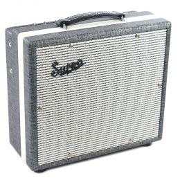 Supro 1610RT Comet