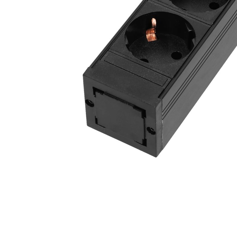 adam-hall_rack-pdu-8s-imagen-4