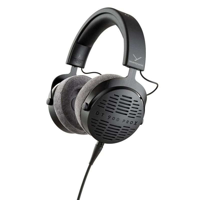 DT 900 PRO X