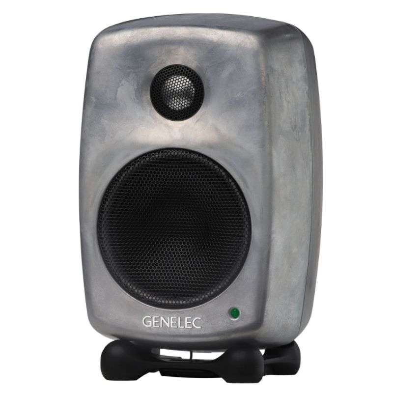 genelec_8010a-rw-imagen-1