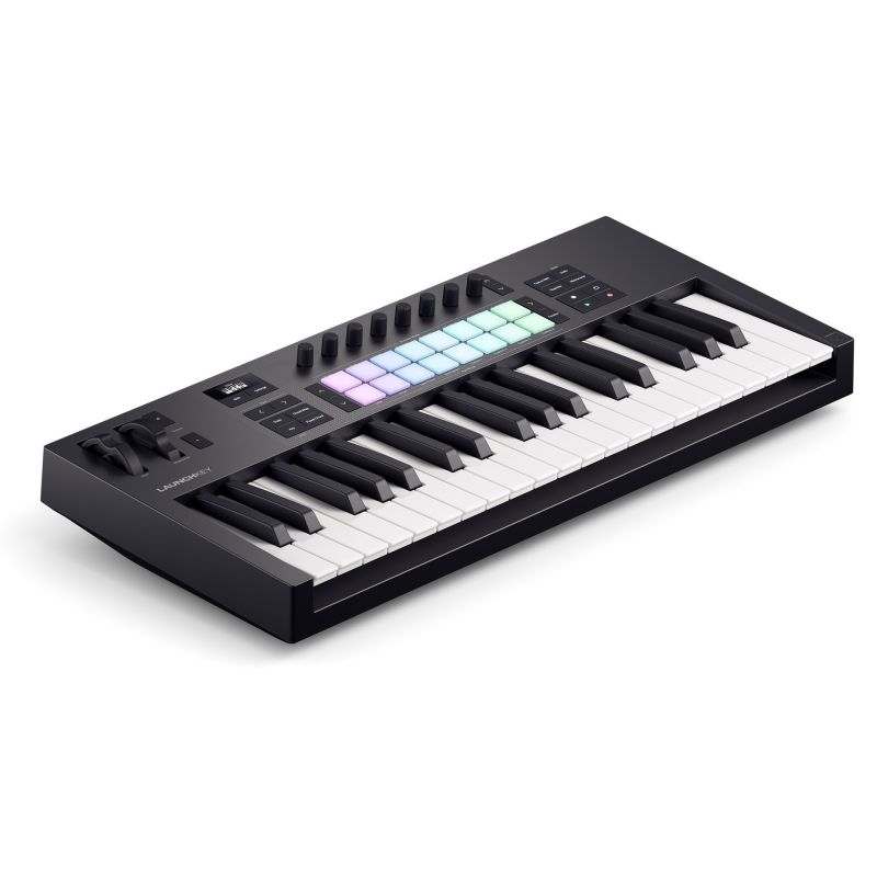 novation_launchkey-37-mk4-imagen-3