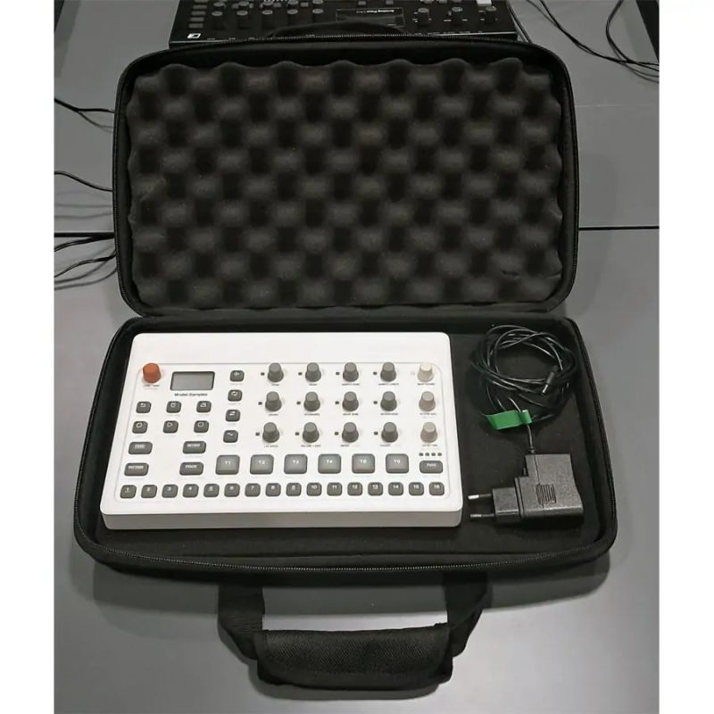 walkasse_w-mcb-model-imagen-4